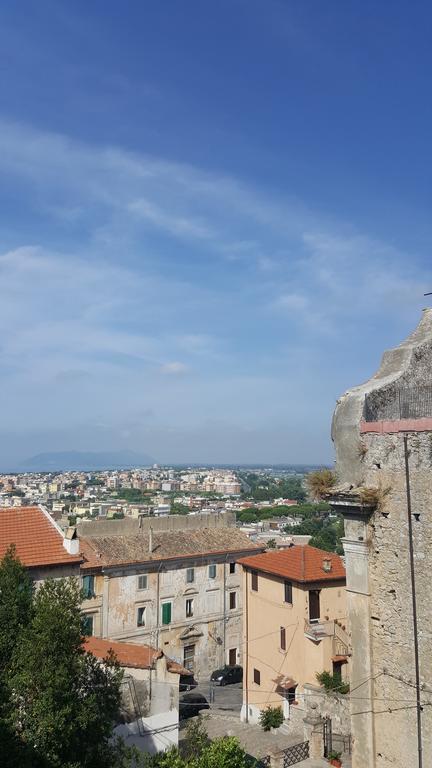 Torrione San Giovanni II Terracina Eksteriør billede